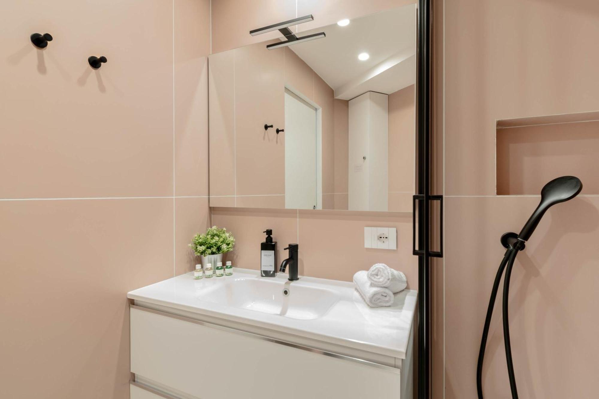 מילאנו Design Suite 39 - Metropolitana M4 - Aeroporto Linate מראה חיצוני תמונה